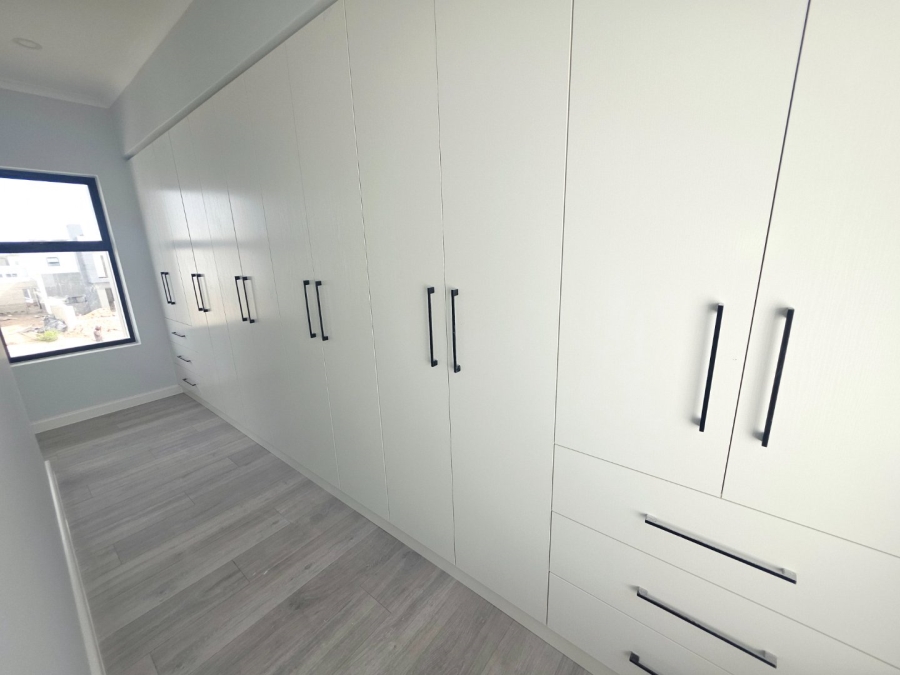 4 Bedroom Property for Sale in Sandown Western Cape